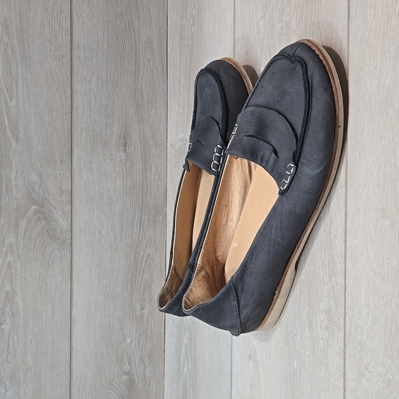 Olukai Women Okika Leather Loafer Slip on shoes sz 10 - Picture 2 of 13